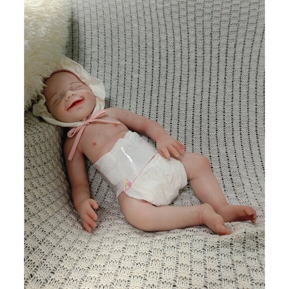 3.1kg Full Body Silicone Sleeping Girl 45CM Reborn Baby Dolls W/Drink-Wet System - Picture 1 of 16